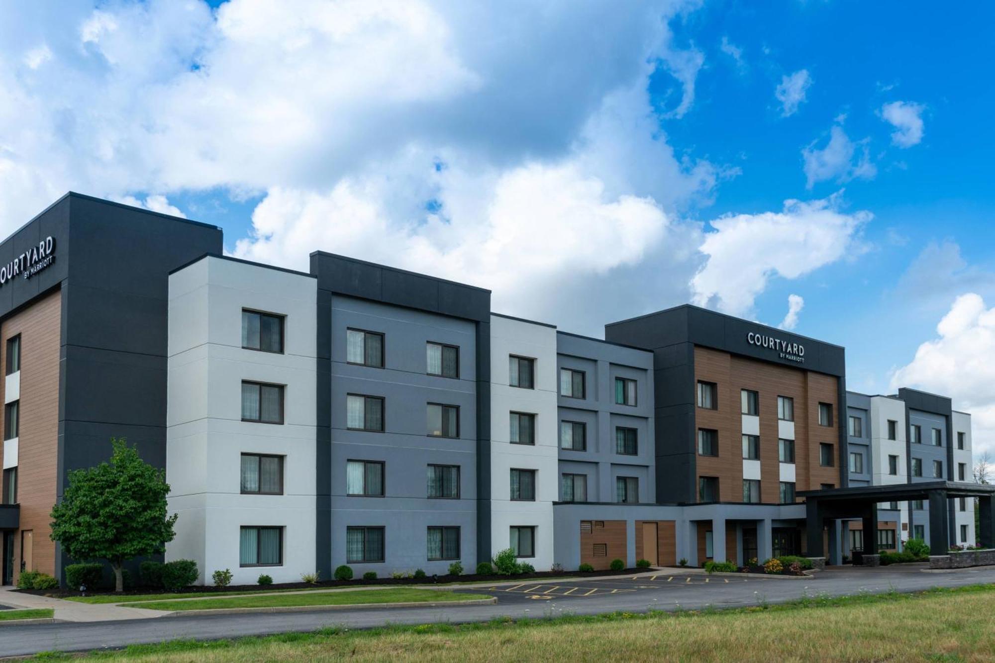 Courtyard By Marriott Buffalo Amherst/University Hotell Exteriör bild